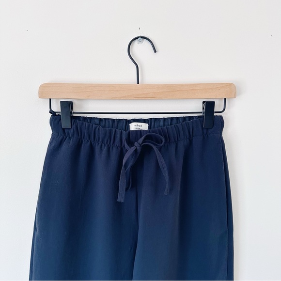 Aritzia Wilfred The Lodge Pant Crepette Navy Admiral - Picture 7 of 11